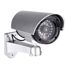 Grundig Cámara de Seguridad Simulada Tipo Bullet con 1 LED, Rotación 360°, Plástico Cromado, Incluye Kit de Instalación, 11x8x17 cm Precio: 6.50000021. SKU: B1FRVD7K9A