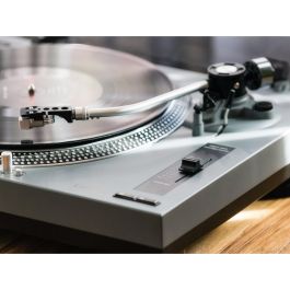 Lenco L-3810 - Tocadiscos de accionamiento directo con puerto USB y preamplificador incorporado, color gris mate