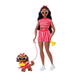 Barbie Jfp37 Muñeca Twinning Looks Afroamericana con Perro y Accesorios (gafas, lazos, pulseras, cámara, collar, correa) Precio: 24.95000035. SKU: B17BNLVTKY
