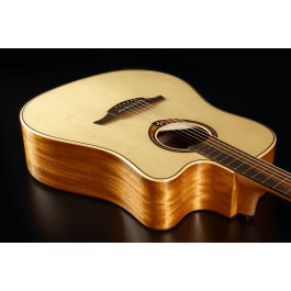 Guitarra Acústica Lâg Dreadnought Cutaway A/E Tramontane 88 - Natural