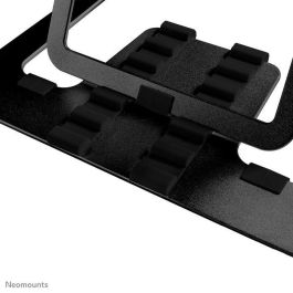 Neomounts Nsls085 Soporte para Portátil Plegable Universal 10-17" Ultra-delgado con Altura Ajustable y Ventilación, Negro Neomounts Nsls085 Soporte para Portátil Plegable Universal 10-17" Ultra-delgado con Altura Ajustable y Ventilación, Negro