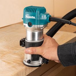 Makita RT0702CX2J Multifunktionsfräse, 34000 RPM, 710W, Velocidad Ajustable