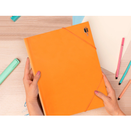 Liderpapel Carpeta Tres Solapas Polipropileno DIN A4 Cierre Gomas Naranja Opaco