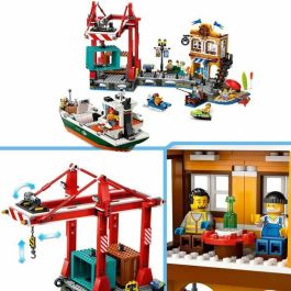 Lego 60422 Puerto y Barco Mercante, Juguete de Construcción para Mayores de 8 Años