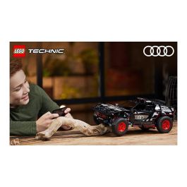 LEGO 42160 Audi RS Q e-tron Coche de Rally Teledirigido Modelo Todoterreno Dakar
