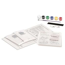 Hape Kit Moldea y Pinta Camiones y Coches de Carreras para Niños 5+ Años Hape Kit Moldea y Pinta Camiones y Coches de Carreras para Niños 5+ Años
