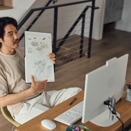 HP All-in-One 24-cr0067ns | Ordenador 23.8" Full HD Táctil IPS, Intel Core i5-1335U, 8GB RAM, 512GB SSD NVMe, Teclado y Ratón Inalámbricos, Windows 11 Home