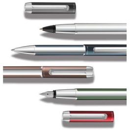 Pelikan PURA P40 Pluma Estilográfica Anthrazit de Aluminio y Acero Satinado con Sistema de Carga por Cartucho, en Caja de Regalo