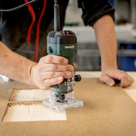 Metabo FM 500-6 Mini Fresadora 500W 3200Rpm Pinza 6Mm-8Mm 1400.65