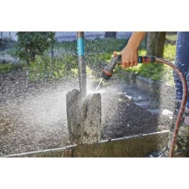 Gardena Pistola de limpieza Comfort ecoPulse: ahorro de agua con chorro ecológico, modos concentrado, plano, difuso y mango ergonómico.