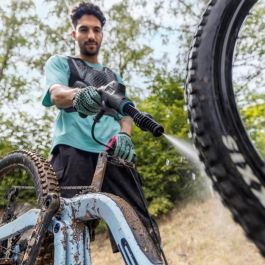 Karcher KAR4054278967943 Limpiadora móvil de media presión OC 6-18 con batería 18V 2.5Ah y cargador estándar