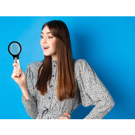 Q-connect Lupa Eléctrica de Mano con Luz LED, Aro ABS, Lente 70 mm, 3 Aumentos, 3 Bombillas LED