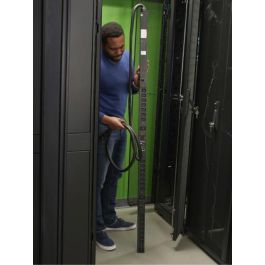 APC APDU9953 Unidad de Distribución de Energía (PDU) Conmutada 24 Salidas AC C13 C19 Negro 0U Monofásica 32A