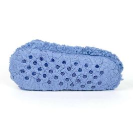 Cerdá Zapatillas de casa, suela blanda, con aplicaciones del personaje Stitch, color azul, Talla 40-41 Cerdá Zapatillas de casa, suela blanda, con aplicaciones del personaje Stitch, color azul, Talla 40-41