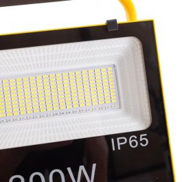 Proyector LED Solar 200W 6500K con Control Remoto y Función Power Bank [WR-KFL-E-200W] - Batería 18000MaH, Autonomía hasta 36h