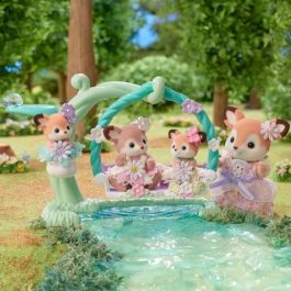 Sylvanian Families 5801 Set de Juego Ciervo Bebé con Vestidos de Flores, Columpio Doble y Cuna - Figuras Articuladas para Niños +3 Años Sylvanian Families 5801 Set de Juego Ciervo Bebé con Vestidos de Flores, Columpio Doble y Cuna - Figuras Articuladas para Niños +3 Años