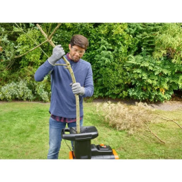 Black + Decker Trituradora de plantas 2800W BEGAS5800