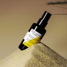 Sisley Aceite Embellecedor L'Huile Précieuse Cabello con Karité y Moringa: Nutrición, Brillo, Suavidad y Textura Ligera 100 ml
