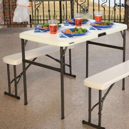 Conjunto de mesa (106x61x74 cm) y dos bancos (94x22x42 cm)plegables con asas incorporadas para 4 personas Conjunto de mesa (106x61x74 cm) y dos bancos (94x22x42 cm)plegables con asas incorporadas para 4 personas