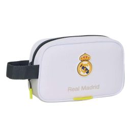 Neceser de 22 cm real madrid equip. 25/26 22x13,5x8 cm Neceser de 22 cm real madrid equip. 25/26 22x13,5x8 cm