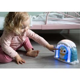 Vtech Proyector Musical Iglú Pingüino con Peluche, 3 Modos Luz, Detector Sonido y Apagado Auto. Bebés 0-12 Meses. 27,9x13x27,5cm