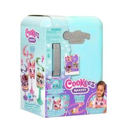 MOOSE Cookeez Makery Frigorífico Mágico Peluche Interactivo Freezy Cakez – Hornea tu Peluche Olor Helado +5 años