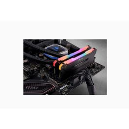 Corsair VENGEANCE RGB Pro 32GB (2x16GB) DDR4 3200MHz CL16 Kit Memoria RAM