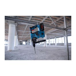 Bosch GBH 18V-28 CF PROFESSIONAL - Martillo perforador SDS Plus 18V con motor sin escobillas, 3.3J, 2x batería 8.0Ah, funda y accesorios