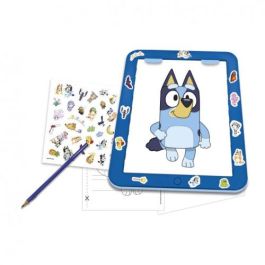 Educa Borrás Mesa de Diseño Bluey 20005 Mesa de Luz para Dibujar y Decorar con Adhesivos