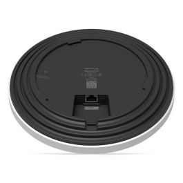 Ubiquiti WiFi 7 (802.11a/b/g/n/ac/ax/be), 6 GHz, 140 m² (1,500 ft²), 10/5/2.5/1 GbE, PoE+, 300+ clients, 206 x 32.5 mm, 750 g Ubiquiti WiFi 7 (802.11a/b/g/n/ac/ax/be), 6 GHz, 140 m² (1,500 ft²), 10/5/2.5/1 GbE, PoE+, 300+ clients, 206 x 32.5 mm, 750 g
