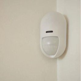 Yale YAL5052847131213 Kit de Alarma Inteligente Conectado con Sirena Exterior y 4 Accesorios