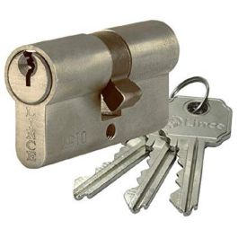Bombillo Lince L/Corta C03 30-30N Lince Precio: 7.88999981. SKU: B18HD9ZMAT