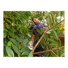 Black+Decker Cortasetos behts401-qs 500W 55cm Espada Doble Acción Capacidad Corte 35mm