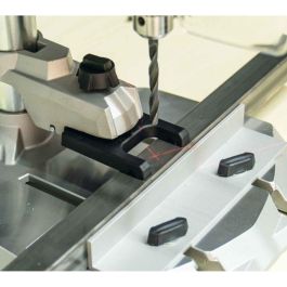 Scheppach Taladro de Banco DP55 con Pantalla Digital para Precisión y Ajuste de Velocidad Ideal para Aficionados al Bricolaje