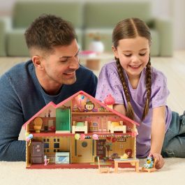 Moose Casa de Celebraciones de Bluey, Playset con 11 Accesorios, Muebles Extraíbles y 1 Figura Exclusiva de Bluey para Niños +3 Años