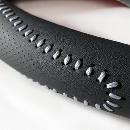 Momo Funda Volante Street Universal Negro Y Gris MOMLSWC018BG 38-39 cm