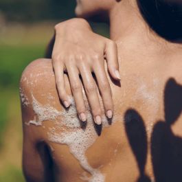 L'Occitane En Provence Gel de Ducha VERBENA Ecorecarga 500 ml con Extracto de Verbena Biológica para Piel Suave y Refrescante