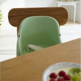 Thermobaby Silla elevadora Block, compacta y transportable con arnés de 3 puntos para seguridad y comodidad del bebé, marrón brillante