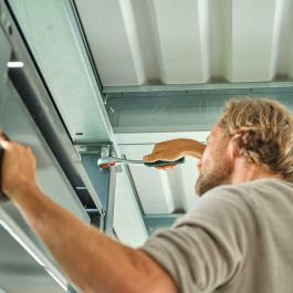 Bosch BOS4053423254143 Juego de 25 llaves de carraca de 1/2", par de torsión hasta 768 Nm, botón de bloqueo, agarre suave, estuche