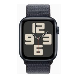 Apple Watch SE GPS Smartwatch con Monitorización Cardíaca, Detección de Caídas, Resistente al Agua, Compatible con iOS - Caja de Aluminio de Medianoche, Correa Deportiva