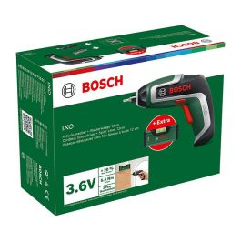 Bosch IXO 7 Atornilladora a Batería 3.6V con 32 Accesorios, Portabrocas Rápido, 3-5.5 Nm, Luz LED, Negro/Verde