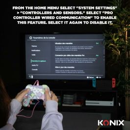 Konix Mando con Cable para Nintendo Switch, Switch OLED y PC - Hello Kitty - Vibración - Cable 3m - Morado y Rosa