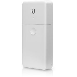 Ubiquiti N-SW NanoSwitch PoE Pasivo 24V para Exterior | Switch Gigabit con 4 Puertos RJ45 y 3 Salidas PoE (36W)
