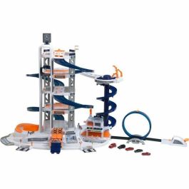 Klein Mercedes-Benz Mega Universe Garage 3809 - Funciones electrónicas, catapulta con bucle y túnel - A partir de 3 años Precio: 178.49999981. SKU: B123ZW8AXZ