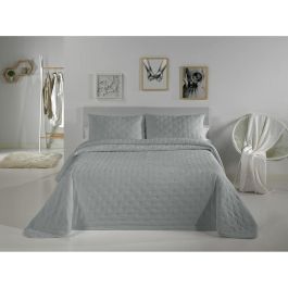 Colcha Pierre Cardin DOTS Gris Perla Cama de 150 (3 Piezas) Precio: 65.49999951. SKU: B1D2GQZ3MA