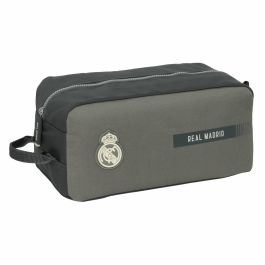 Zapatillero de Viaje Real Madrid C.F. Gris 34 x 15 x 18 cm Precio: 12.94999959. SKU: B14GKBNTML
