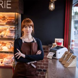 Brother Impresora de Etiquetas TD-4550DNWB