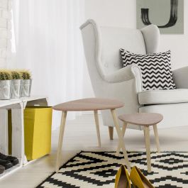 Home Deco Factory Juego 2 Mesas Nido Triangulares Essentiel Con Tres Patas Medidas 48x48cm H.45cm Y 33x33cm H.40cm