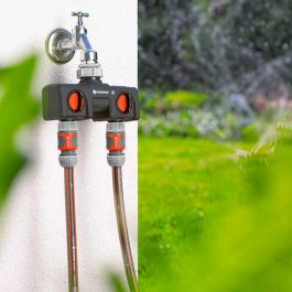 Gardena Distribuidor de 2 vías con adaptador para grifos, polipropileno, anti UV, anti algas, protección contra hielo