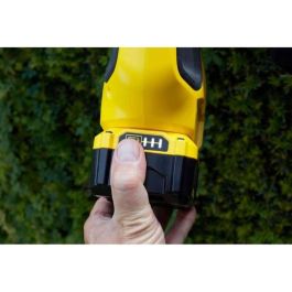 Stanley Fatmax AAAGJ45494 Cortasetos de Pértiga 18V, Incluye Cargador y Batería de 4AH